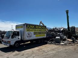 Best Commercial Junk Removal  in Mount Sterling, IL